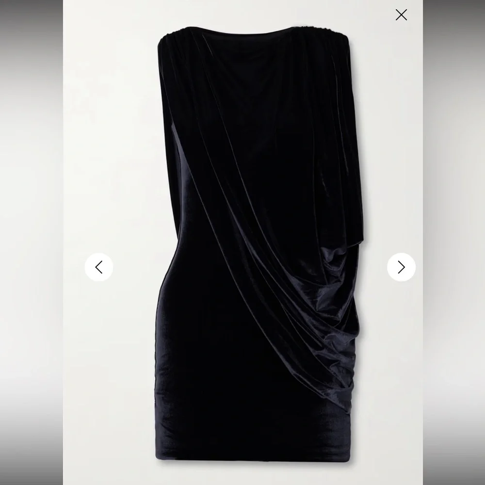 Maygel Coronel Ricuarte Dress - Picture 3 of 3